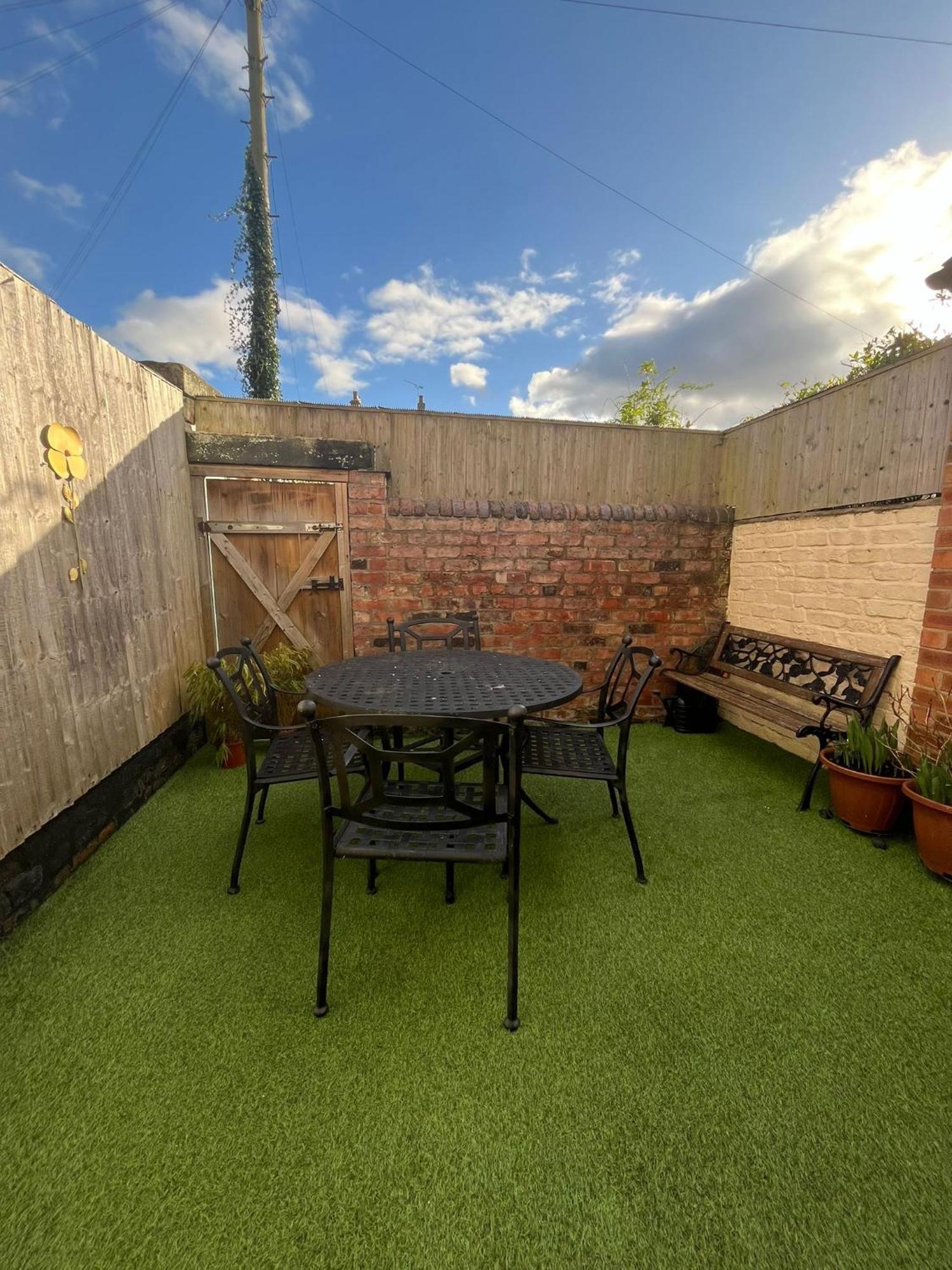 City Of Chester Award Winning Cottage -Pixie Terrace Chester Bagian luar foto