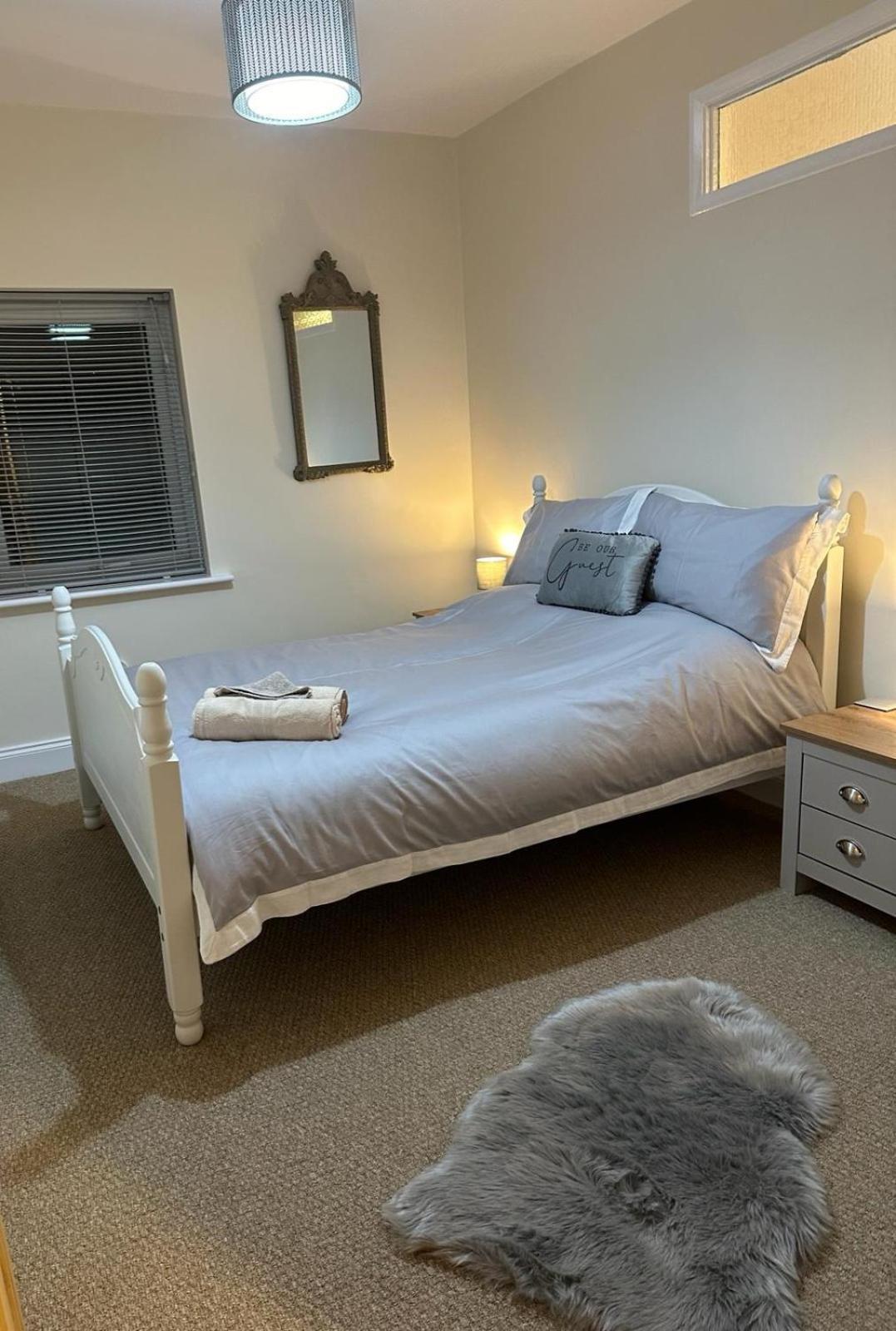 City Of Chester Award Winning Cottage -Pixie Terrace Chester Bagian luar foto